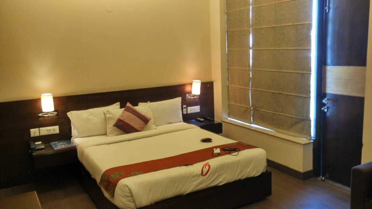 Oyo Rooms Review Not That Good Not That Bad